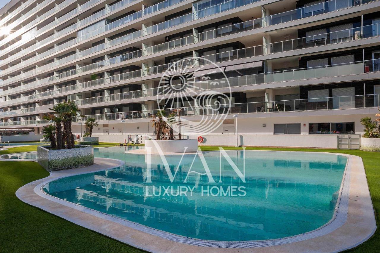 Casa Santiago Ivan Luxury Homes 9ªplta Posterior 1ªlinea 奥罗佩萨德尔马 外观 照片