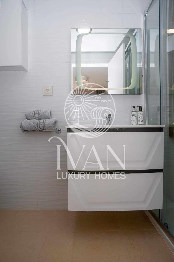 Casa Santiago Ivan Luxury Homes 9ªplta Posterior 1ªlinea 奥罗佩萨德尔马 外观 照片